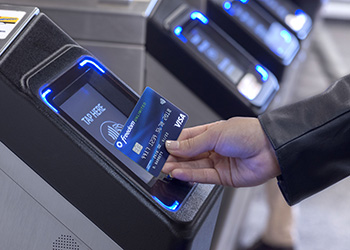 تستخدم إدارة النقل السويدية أجهزة NFC للخدمات اللاتلامسية